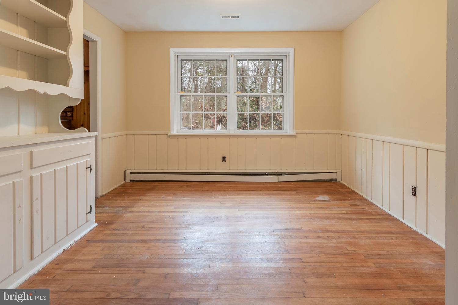 271 Hopewell Road Medford, NJ 08055 - Photo 10 of 27 Dining room with custom built in cabinetry