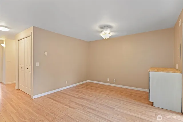 $299,250 | 220 Southwest Clark Street, Unit B104, Issaquah, WA 98027