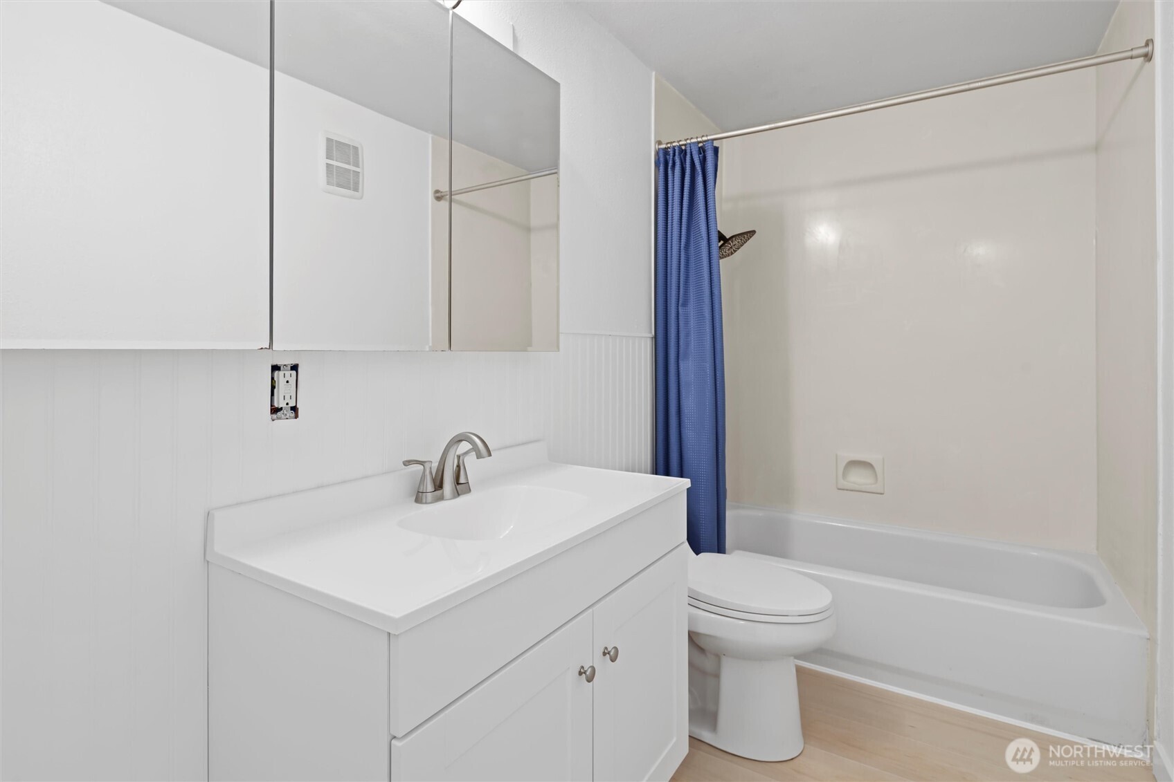 220 Southwest Clark Street, Unit B104 Issaquah, WA 98027 - Photo 15 of 25