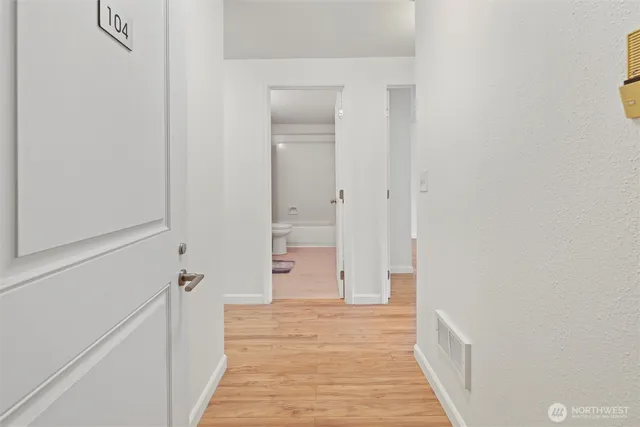 $299,250 | 220 Southwest Clark Street, Unit B104, Issaquah, WA 98027