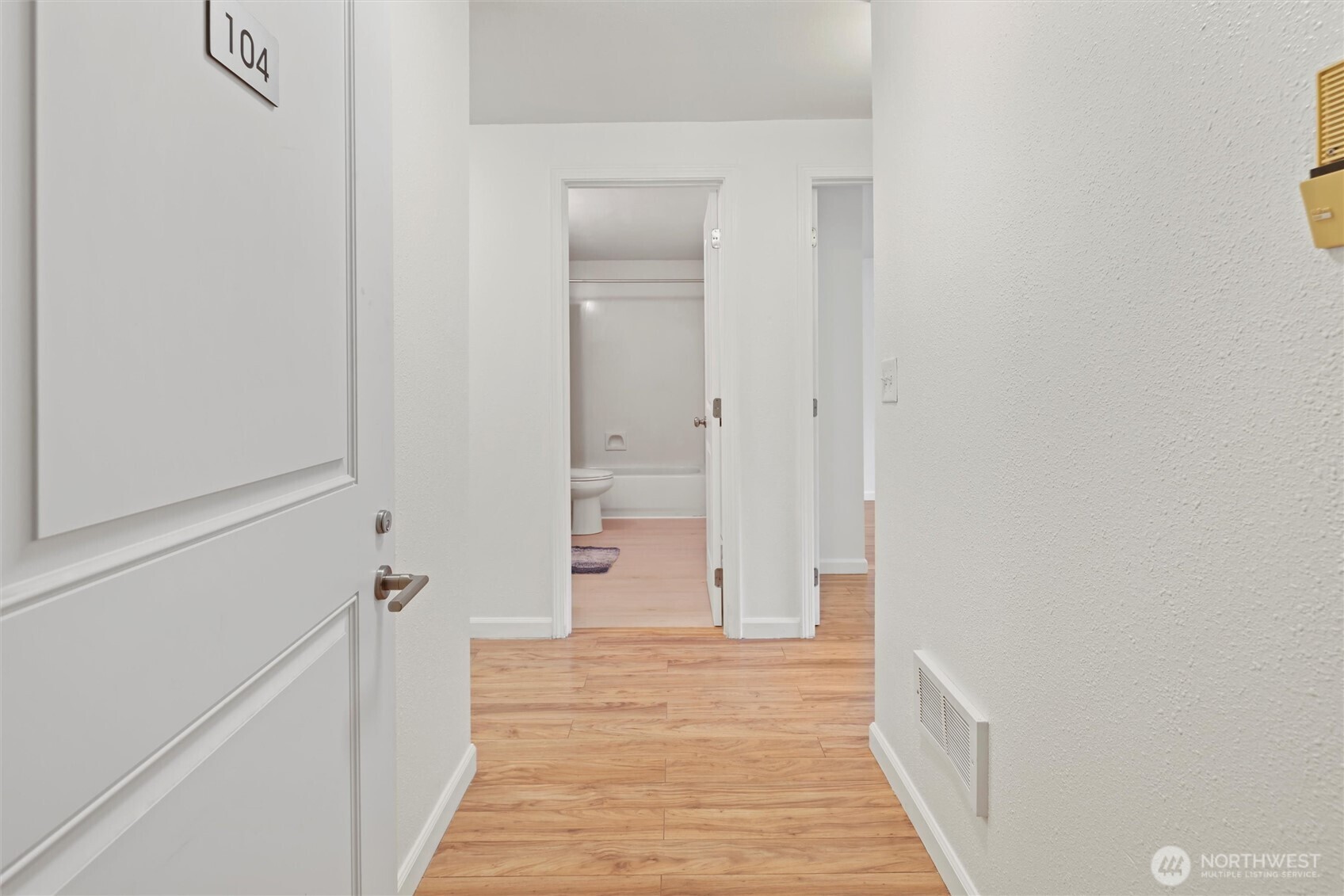 220 Southwest Clark Street, Unit B104 Issaquah, WA 98027 - Photo 2 of 25