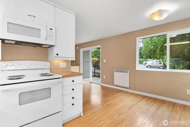 $299,250 | 220 Southwest Clark Street, Unit B104, Issaquah, WA 98027