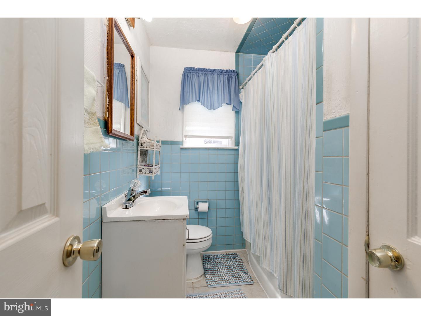 822 Mt Road Burlington, NJ 08016 - Photo 9 of 16 Bathroom