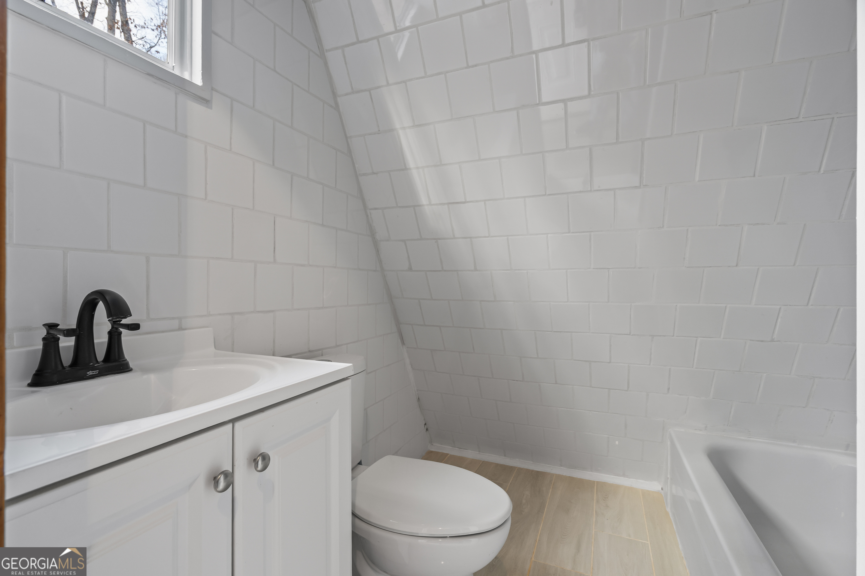 290 Beaver Lodge Road Hartwell, GA 30643 - Photo 10 of 41