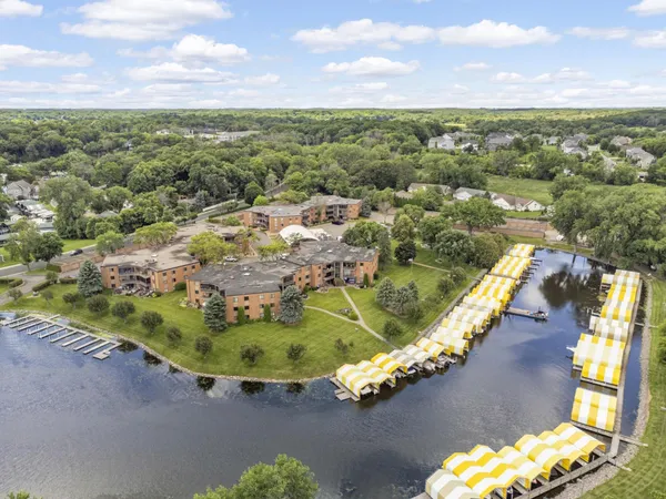 $199,000 | 5410 3 Points Boulevard, Unit 436, Mound, MN 55364