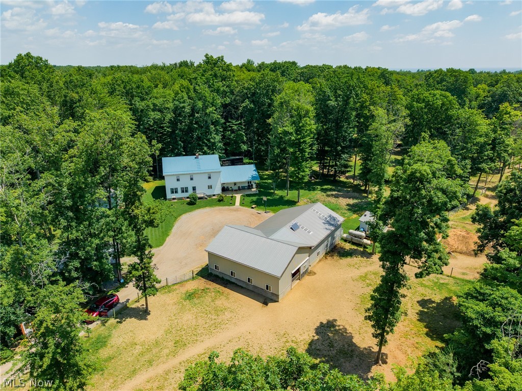 17721 Madison Road Middlefield, OH 44062 - Photo 3 of 43