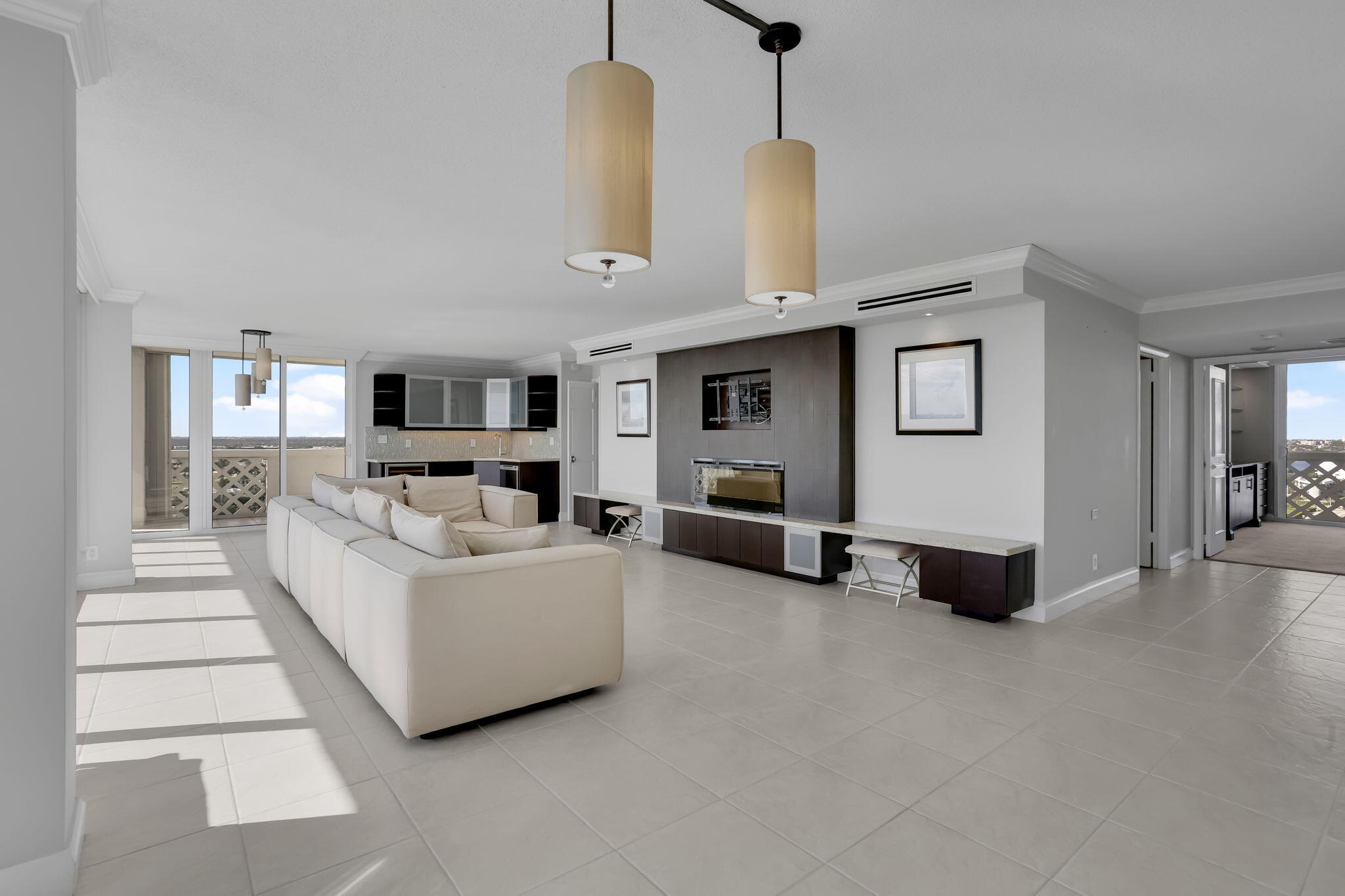 1200 South Ocean Boulevard, Unit 16H Boca Raton, FL 33432 - Photo 12 of 78 55-web-or-mls-0E2A2457 (1)