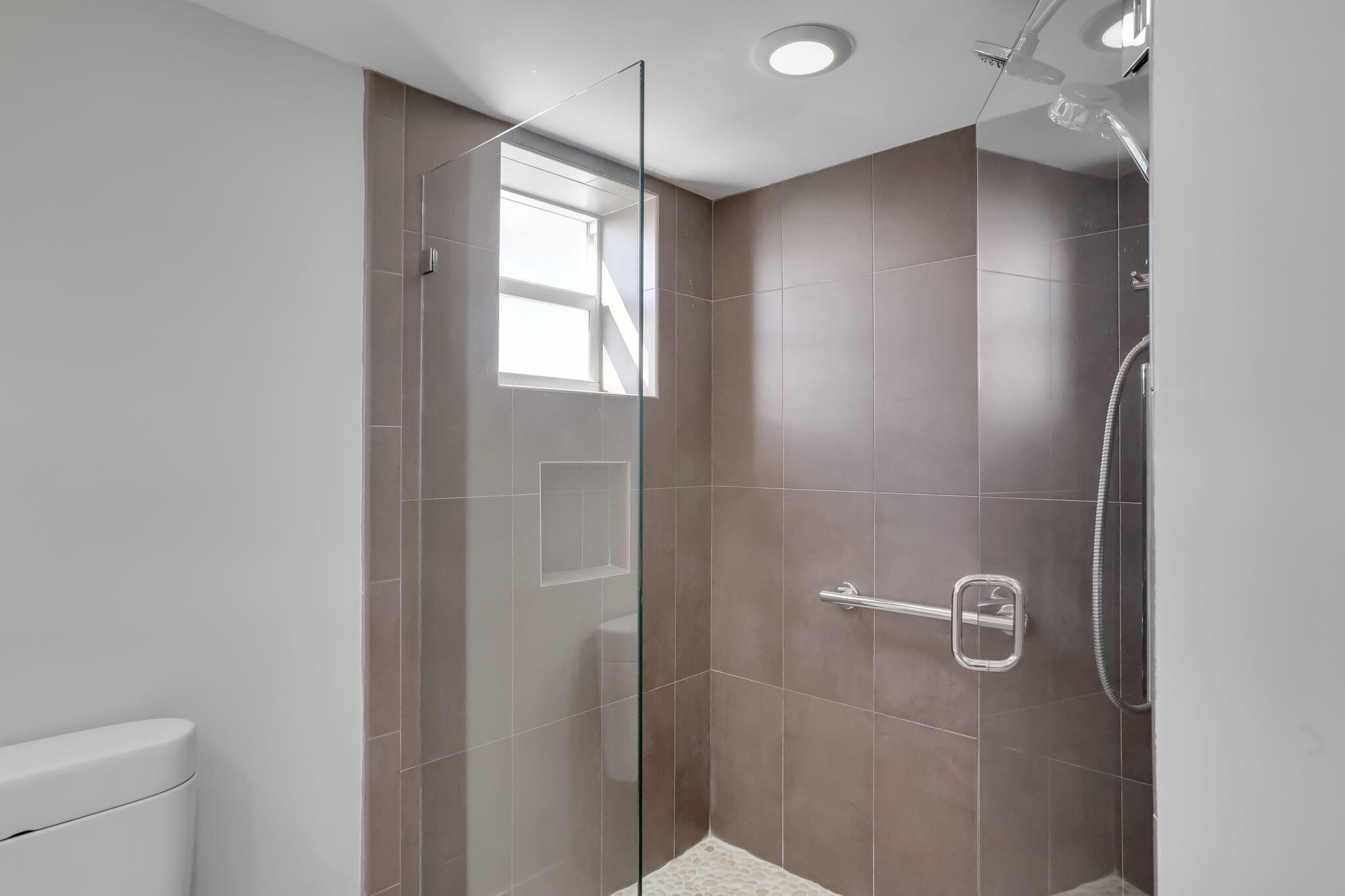 1200 South Ocean Boulevard, Unit 16H Boca Raton, FL 33432 - Photo 36 of 78 61-web-or-mls-0E2A2487