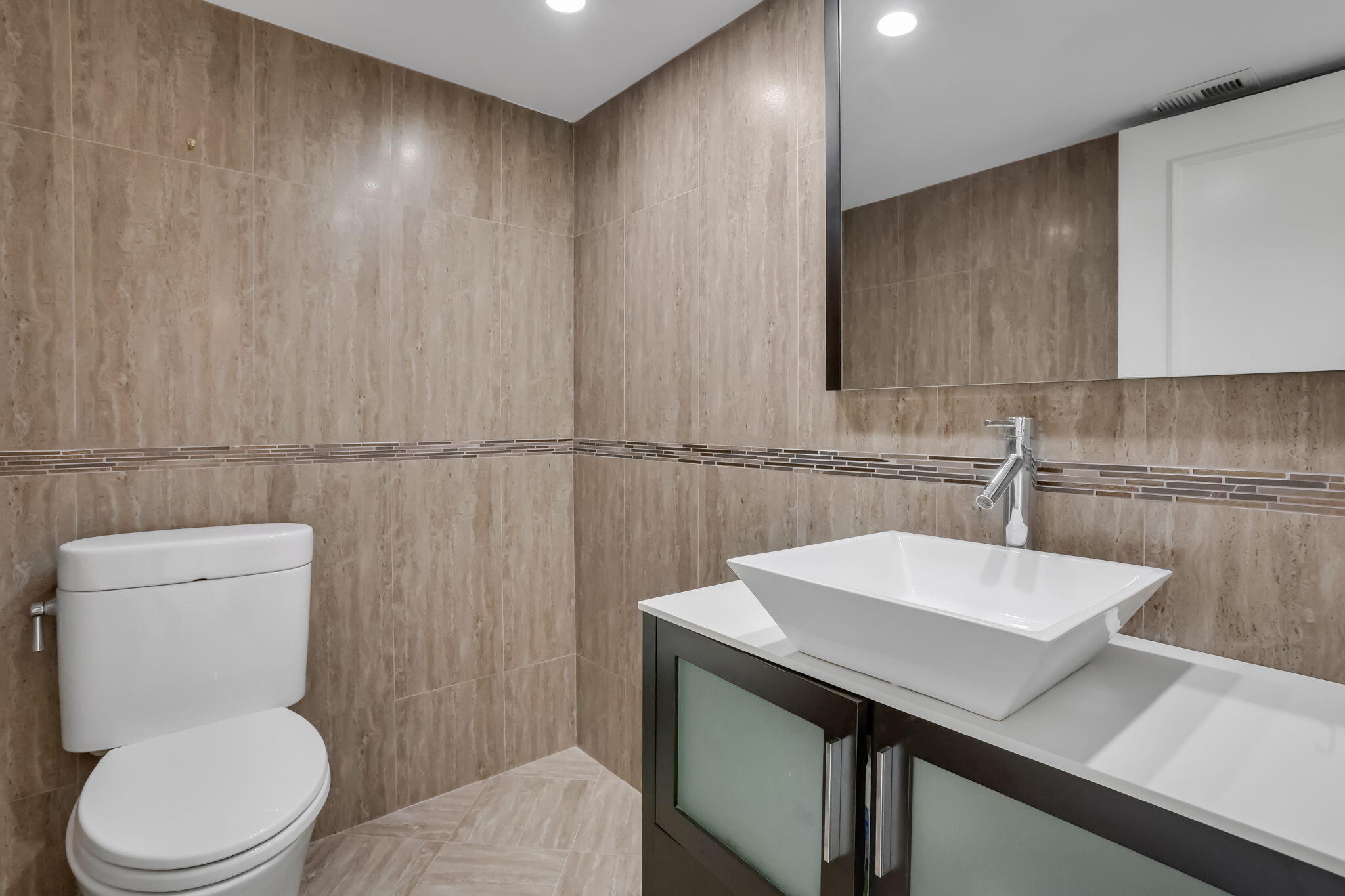 1200 South Ocean Boulevard, Unit 16H Boca Raton, FL 33432 - Photo 44 of 78 48-web-or-mls-0E2A2422