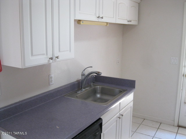 10814 East Limberlost Road Tucson, AZ 85749 - Photo 10 of 15