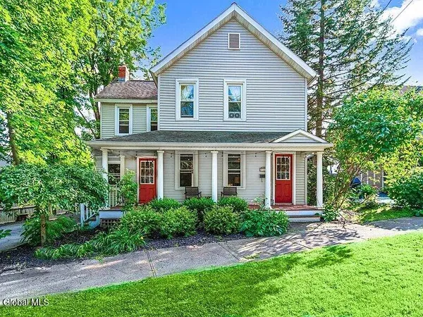 $3,400 | 64 Second Street, Saratoga Springs, NY 12866