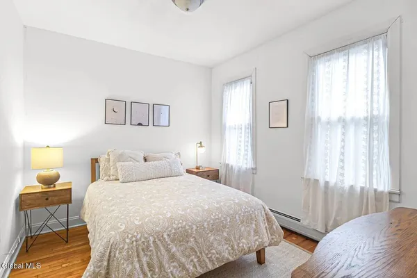 $3,400 | 64 Second Street, Saratoga Springs, NY 12866