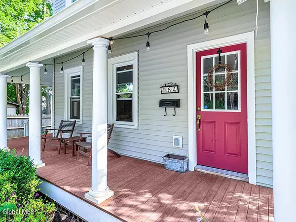 $3,400 | 64 Second Street, Saratoga Springs, NY 12866