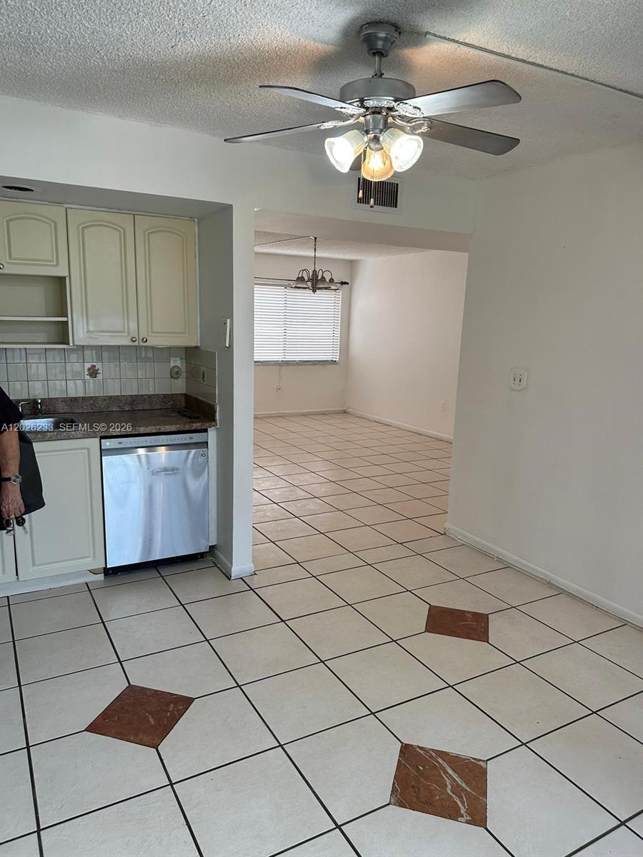 8420 Southwest 133rd Avenue Road, Unit 307 Miami, FL 33183 - Photo 15 of 27
