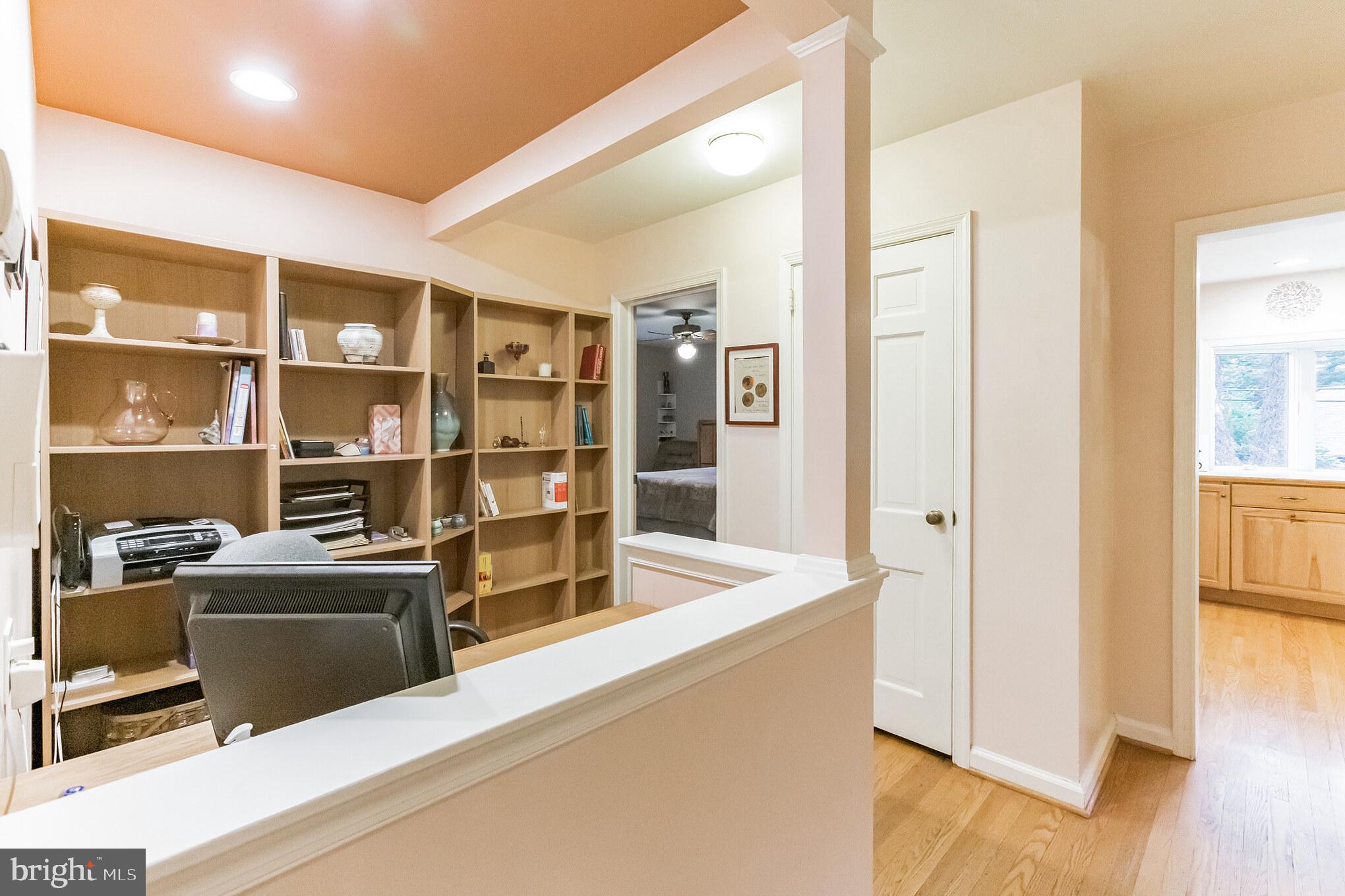 102 Quaint Road Media, PA 19063 - Photo 10 of 21 Office nook with book shelves
