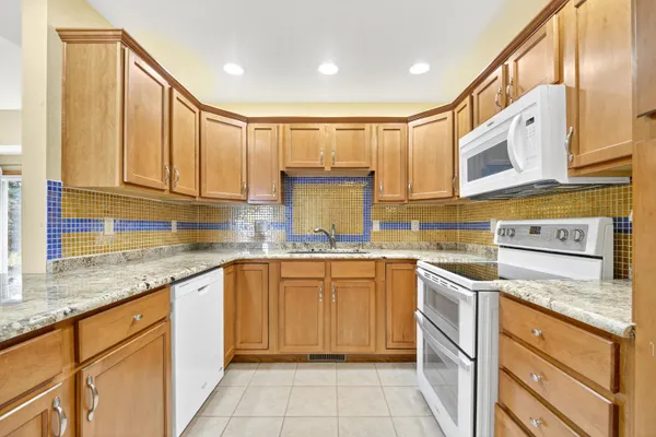 $399,900 | 4733 Westbrook Court, Appleton, WI 54913