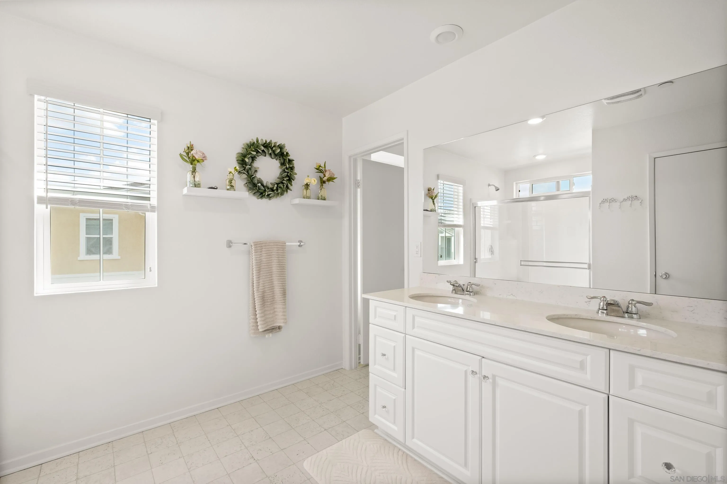 13650 Gray Hawk Way Valley Center, CA 92082 - Photo 17 of 33 Gallery Image 17