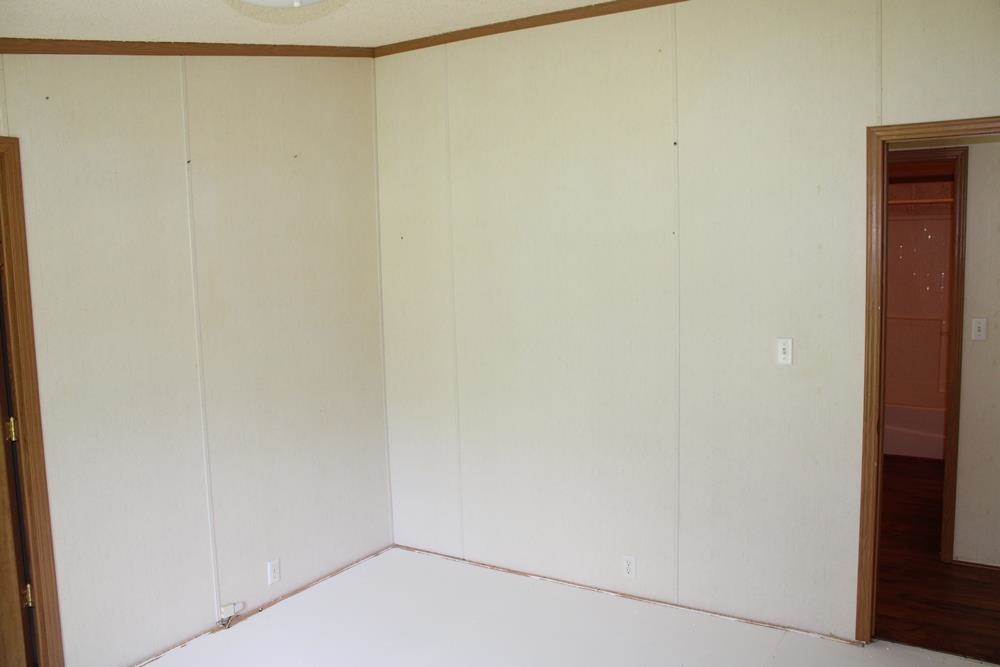 6178 Meredith Grade Road Harrison, MI 48625 - Photo 17 of 59