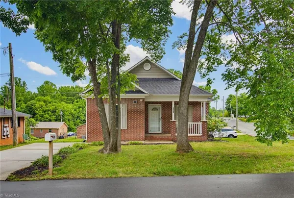 $220,000 | 529 Meredith Avenue, Lexington, NC 27292