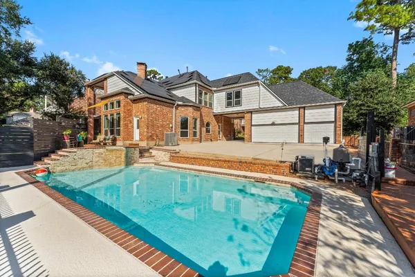 $825,000 | 24611 West Kingscrest Circle, Spring, TX 77389