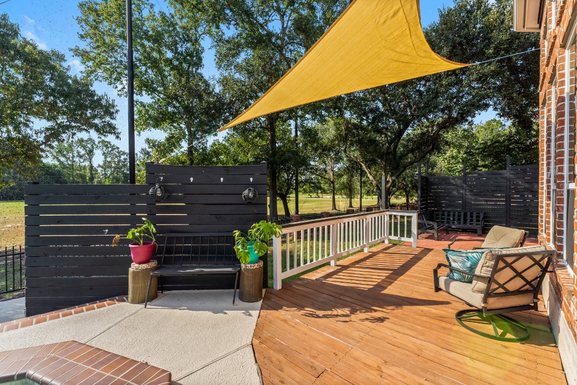 24611 West Kingscrest Circle Spring, TX 77389 - Photo 43 of 49