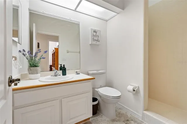 $620,000 | 5608 Northwest 43rd Road, Gainesville, FL 32606