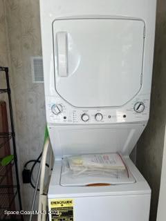 937 Laurel Circle Sebastian, FL 32976 - Photo 20 of 22 a view of utility room