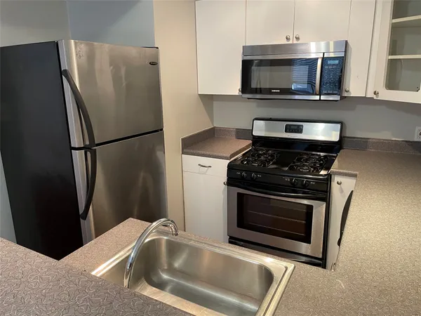 $1,500 | 610 Franklin Boulevard, Unit B, Austin, TX 78751