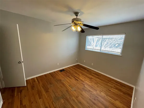 $1,500 | 610 Franklin Boulevard, Unit B, Austin, TX 78751