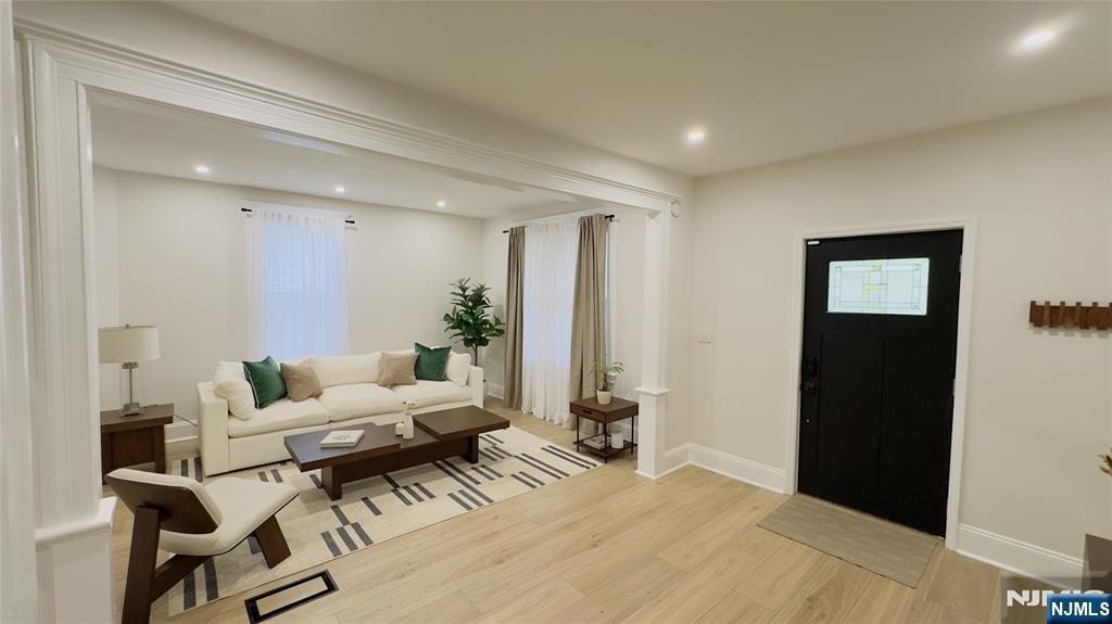 392 Lookout Avenue Hackensack, NJ 07601 - Photo 4 of 16