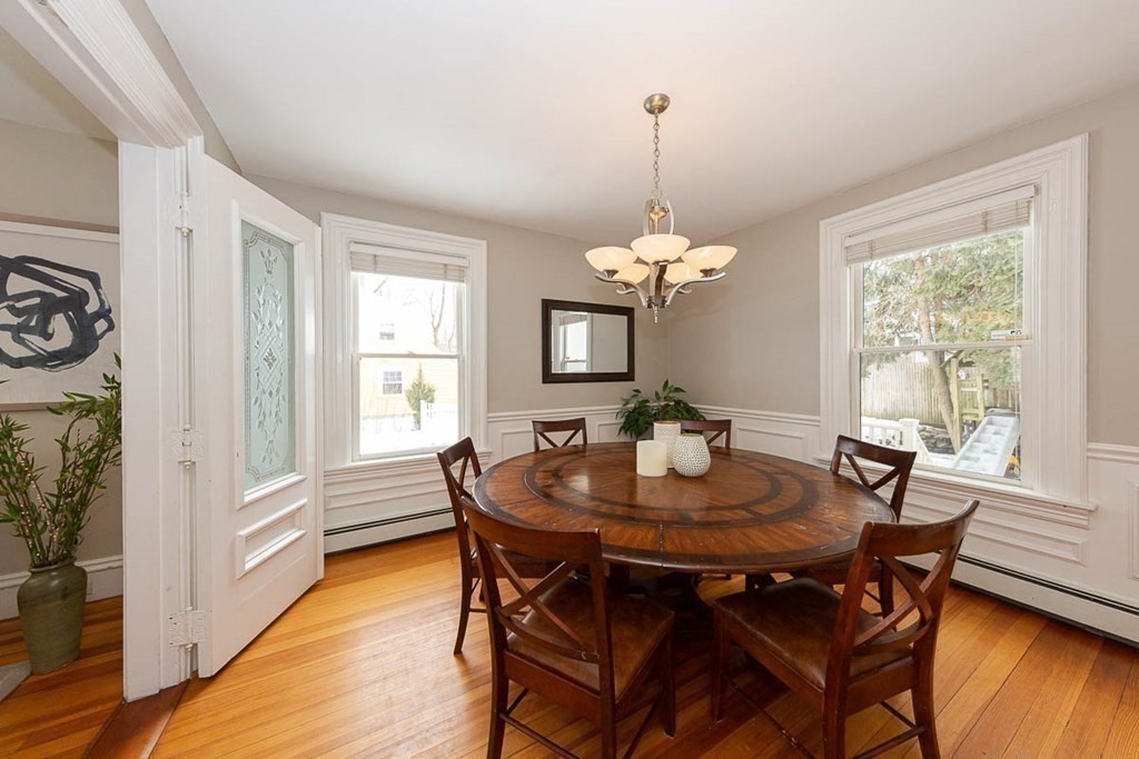 24 Walnut Place Newton, MA 02461 - Photo 8 of 41 Gallery Image 8