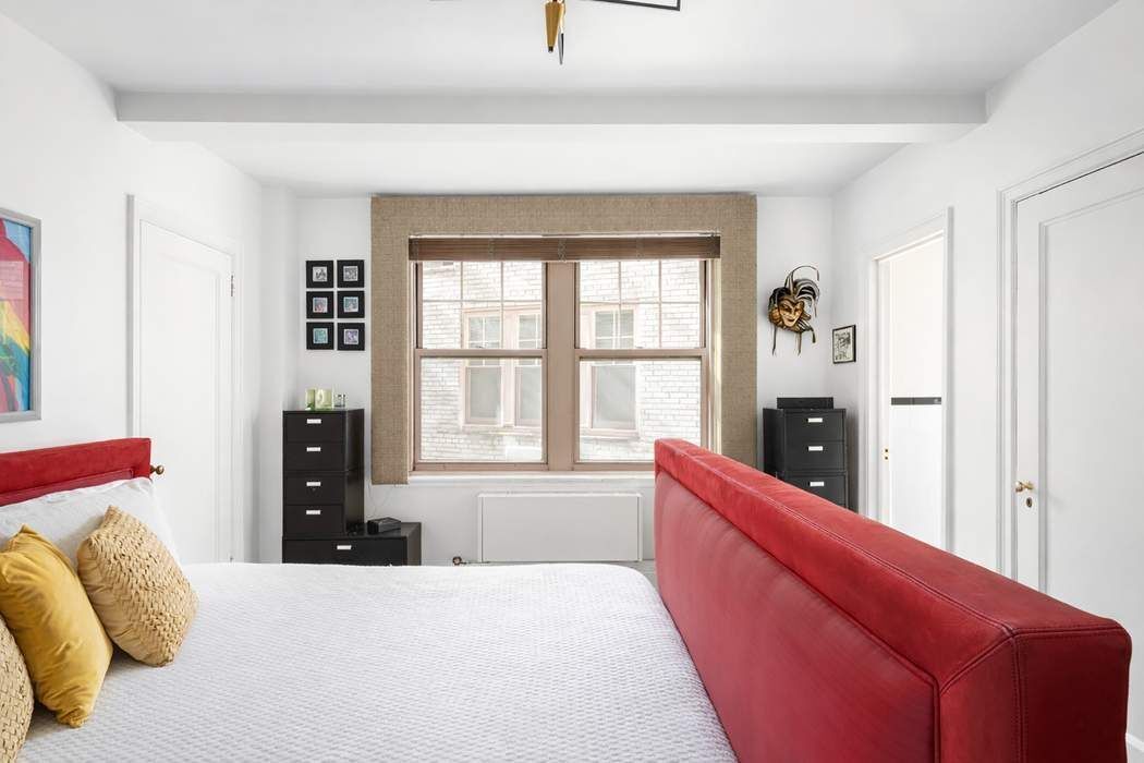 2 Horatio Street, Unit 2D Manhattan, NY 10014 - Photo 6 of 13