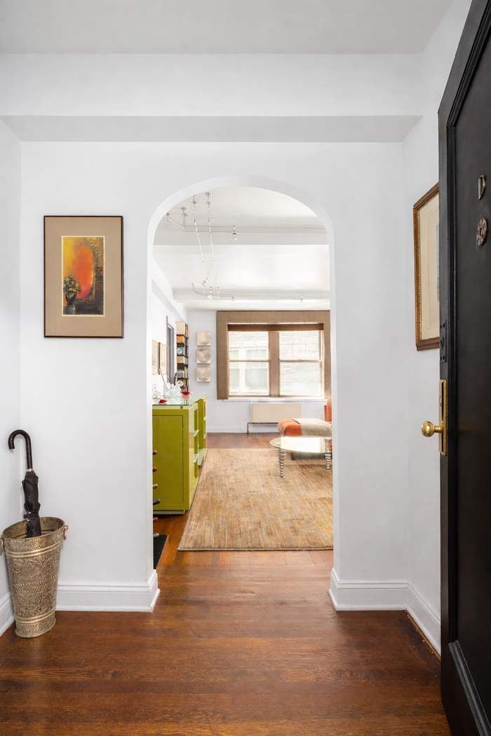 2 Horatio Street, Unit 2D Manhattan, NY 10014 - Photo 9 of 13