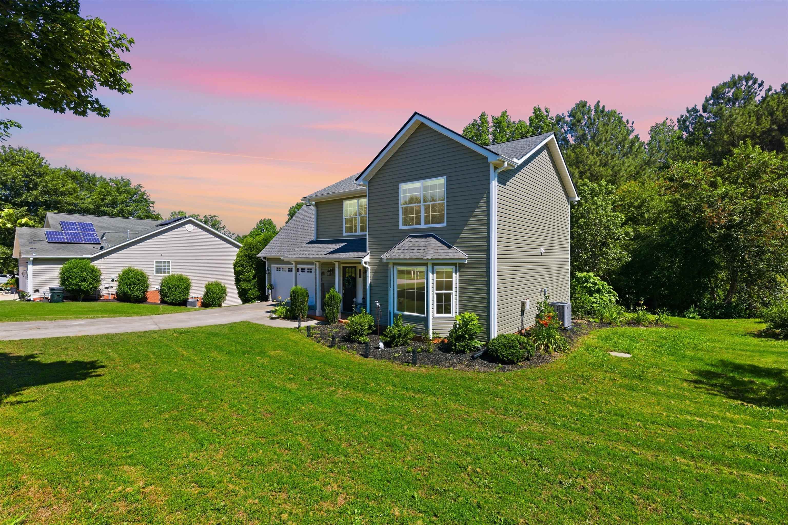 34 Perkins Court Greer, SC 29651 - Photo 2 of 30