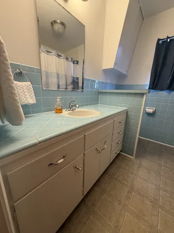 $569,000 | 303 East Walnut Street, Fredericksburg, TX 78624