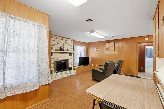 $569,000 | 303 East Walnut Street, Fredericksburg, TX 78624