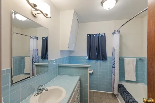 $569,000 | 303 East Walnut Street, Fredericksburg, TX 78624