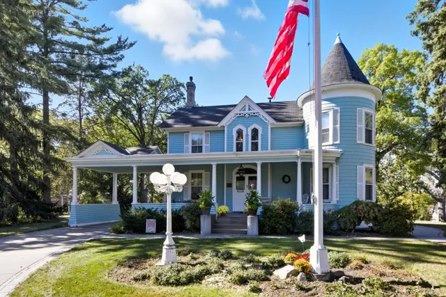 $830,000 | 1625 3rd Avenue, Anoka, MN 55303