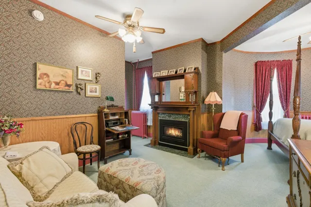 $830,000 | 1625 3rd Avenue, Anoka, MN 55303