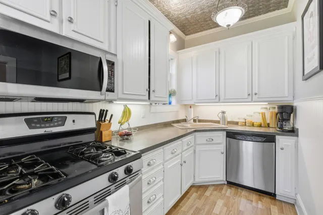 $830,000 | 1625 3rd Avenue, Anoka, MN 55303