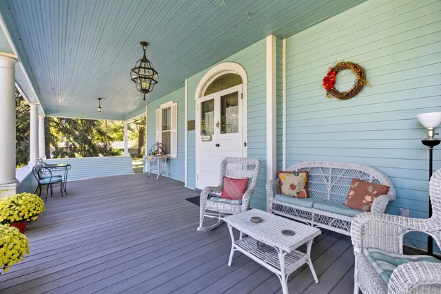 $830,000 | 1625 3rd Avenue, Anoka, MN 55303