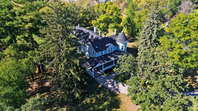 $830,000 | 1625 3rd Avenue, Anoka, MN 55303