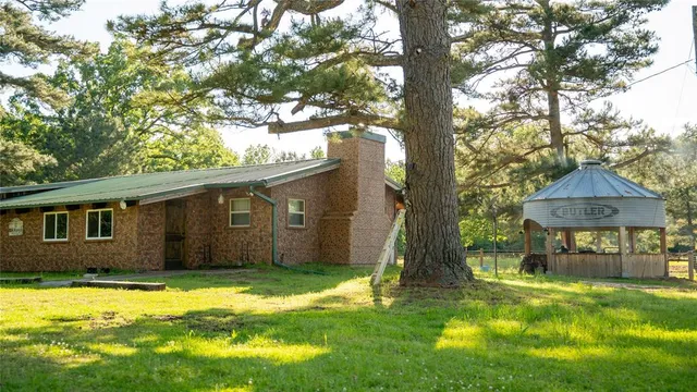 $1,495,000 | 17631 Fm 1159, Clarksville, TX 75426