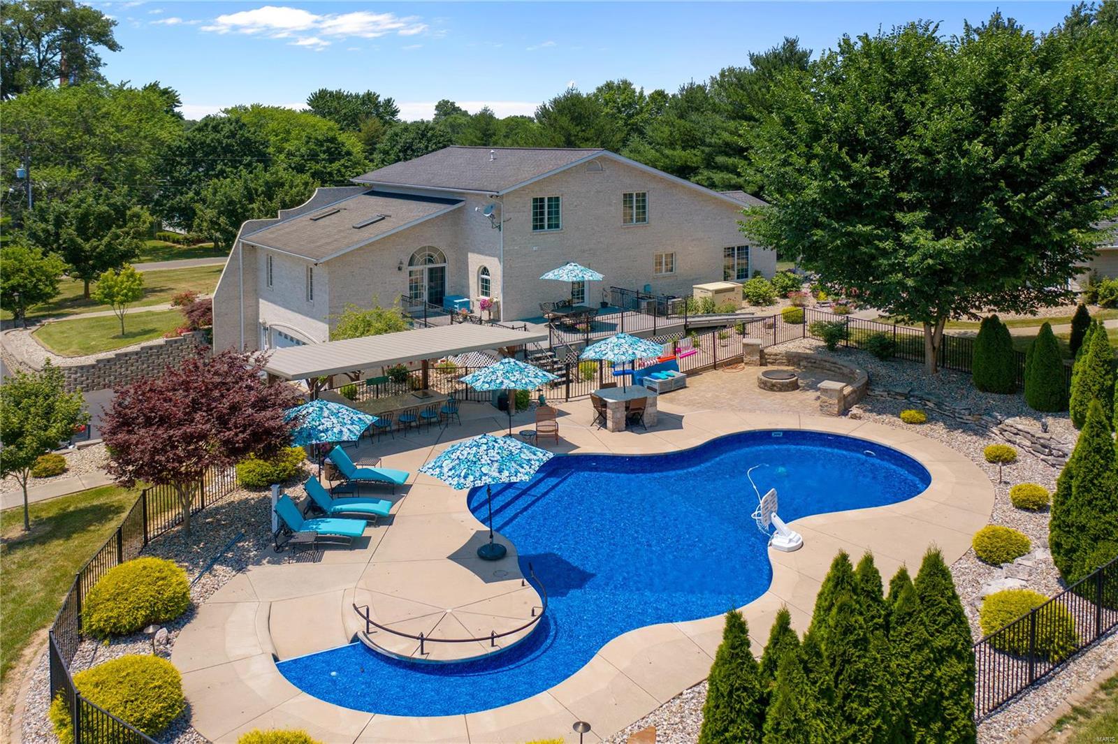 882 Edward Street St. Libory, IL 62282 - Photo 3 of 72