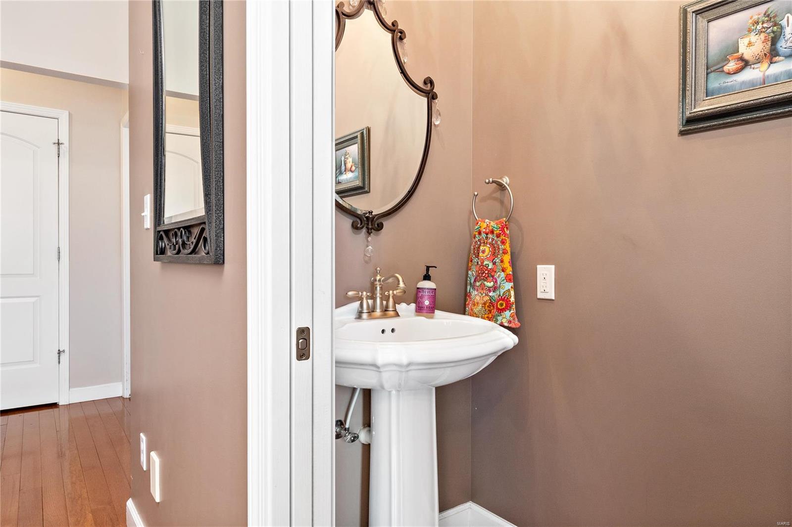 882 Edward Street St. Libory, IL 62282 - Photo 6 of 72