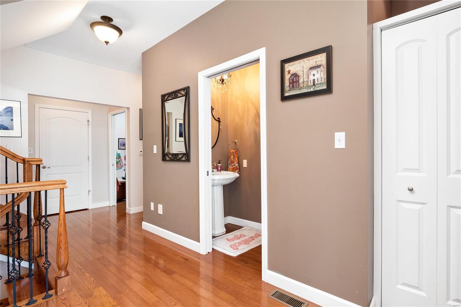 882 Edward Street St. Libory, IL 62282 - Photo 7 of 72