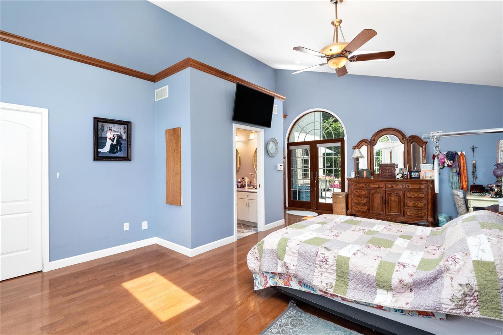 882 Edward Street St. Libory, IL 62282 - Photo 9 of 72