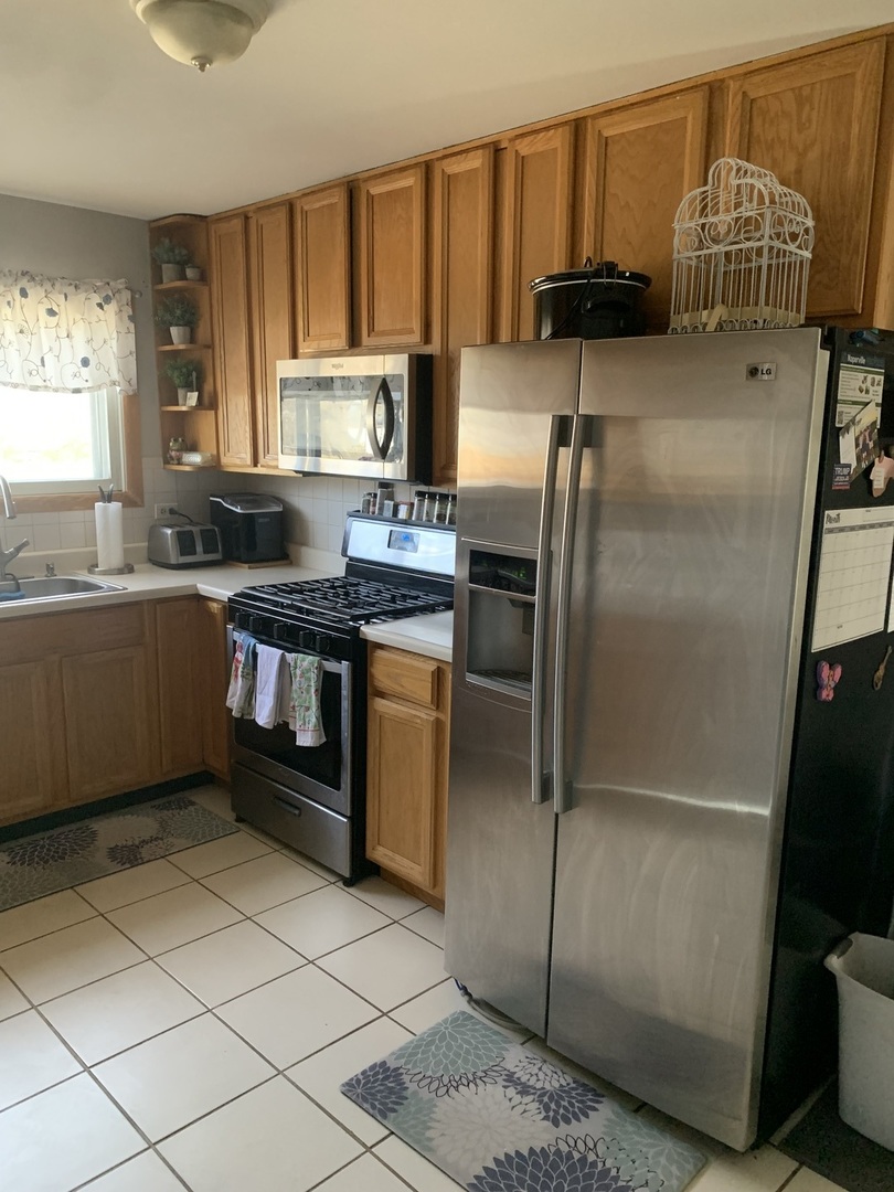 125 Cedarbrook Road Naperville, IL 60565 - Photo 4 of 10