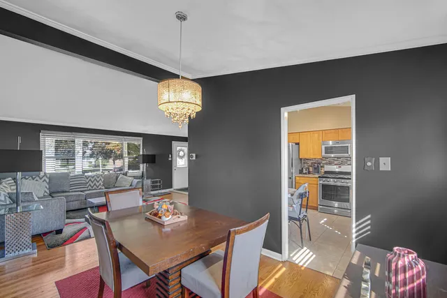 $239,900 | 420 Carey Court, Chicago Heights, IL 60411