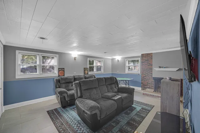 $239,900 | 420 Carey Court, Chicago Heights, IL 60411